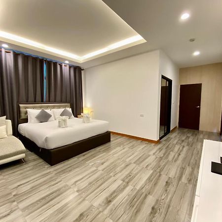 The Vet Boutique Hotel - Sha Extra Plus San Kamphaeng Exteriör bild